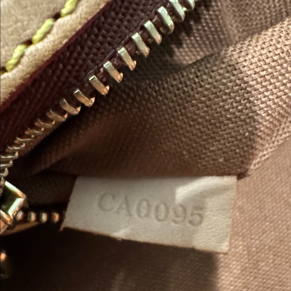 Brown Louis Vuitton Men's Messenger Bag - Picture 10 of 10